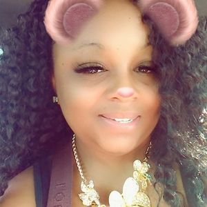 Meet your Posher, Clarencia